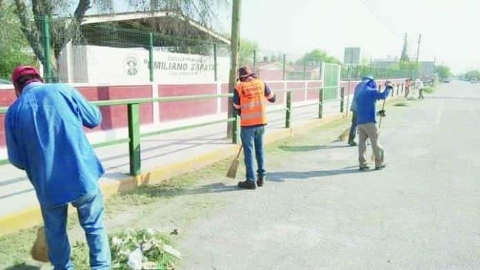 Solicitan escuelas les limpien predios