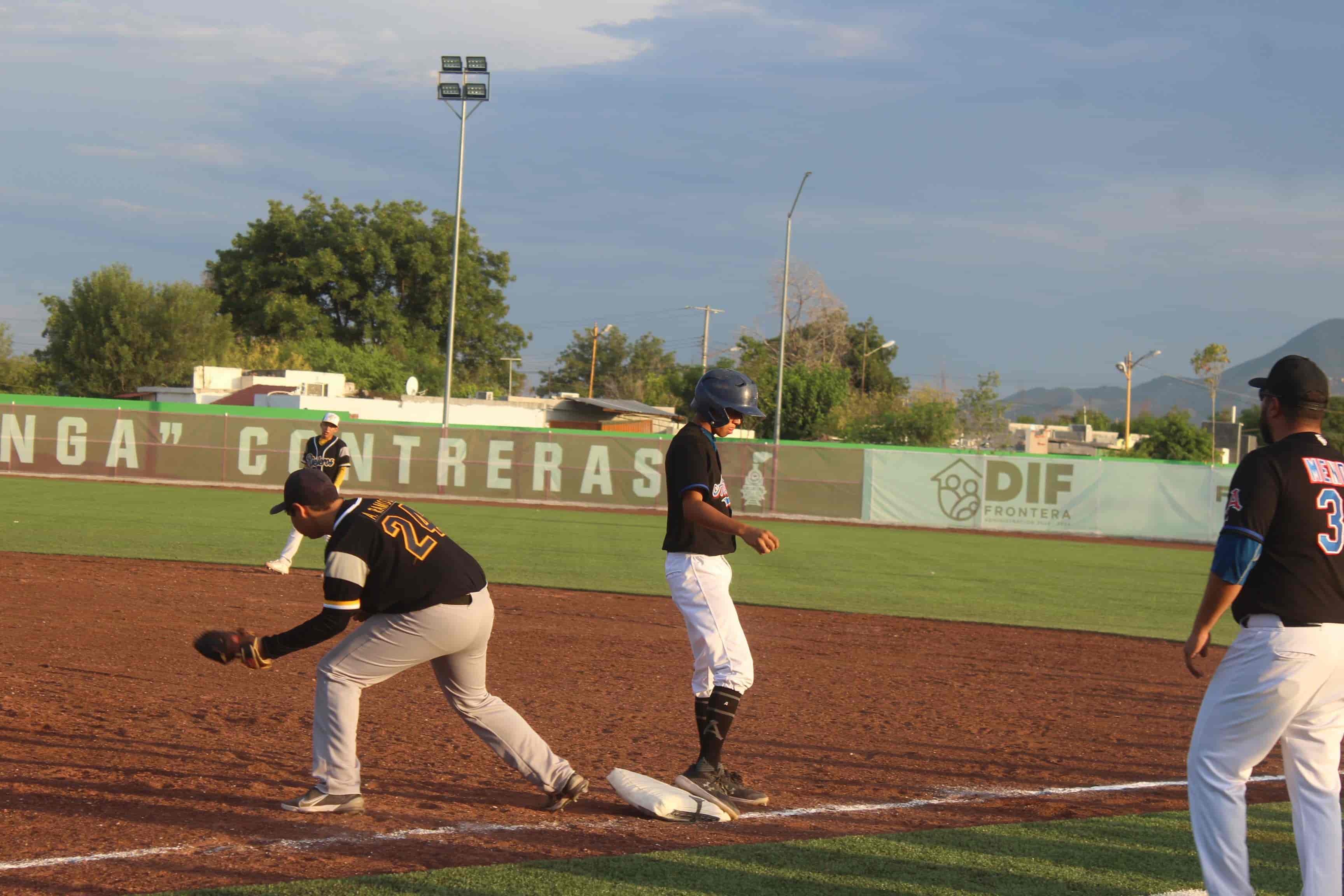 Rieleros gana a Venados y va a Play Off