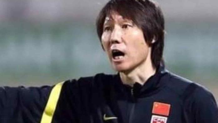 Escándalo en el futbol de China; DT nacional confesó que pagó por tener su puesto
