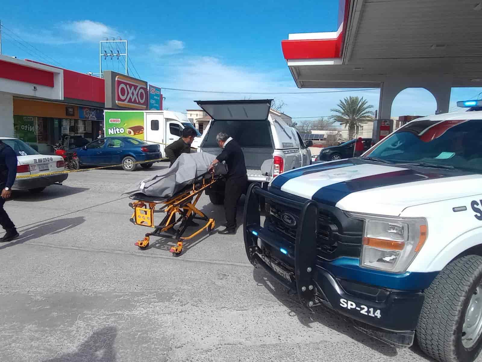 Muere en su taxi