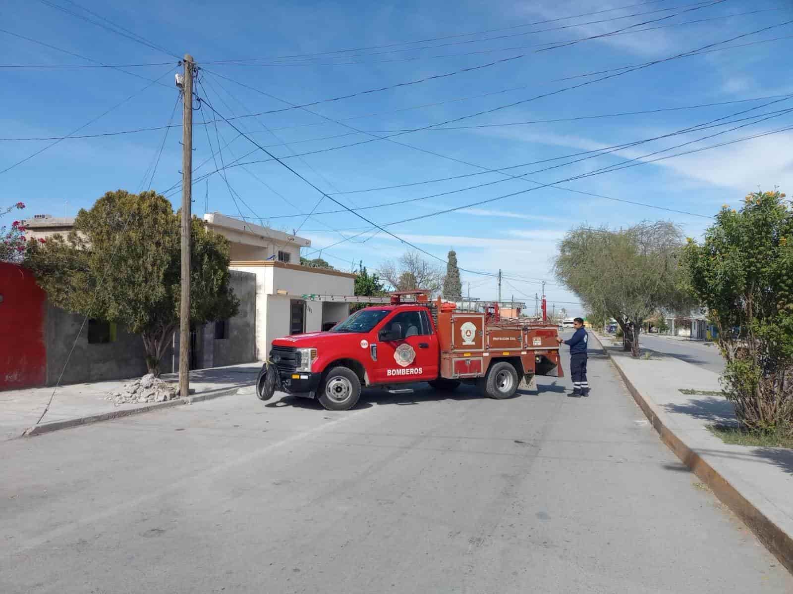 Revienta tráiler cables de luz