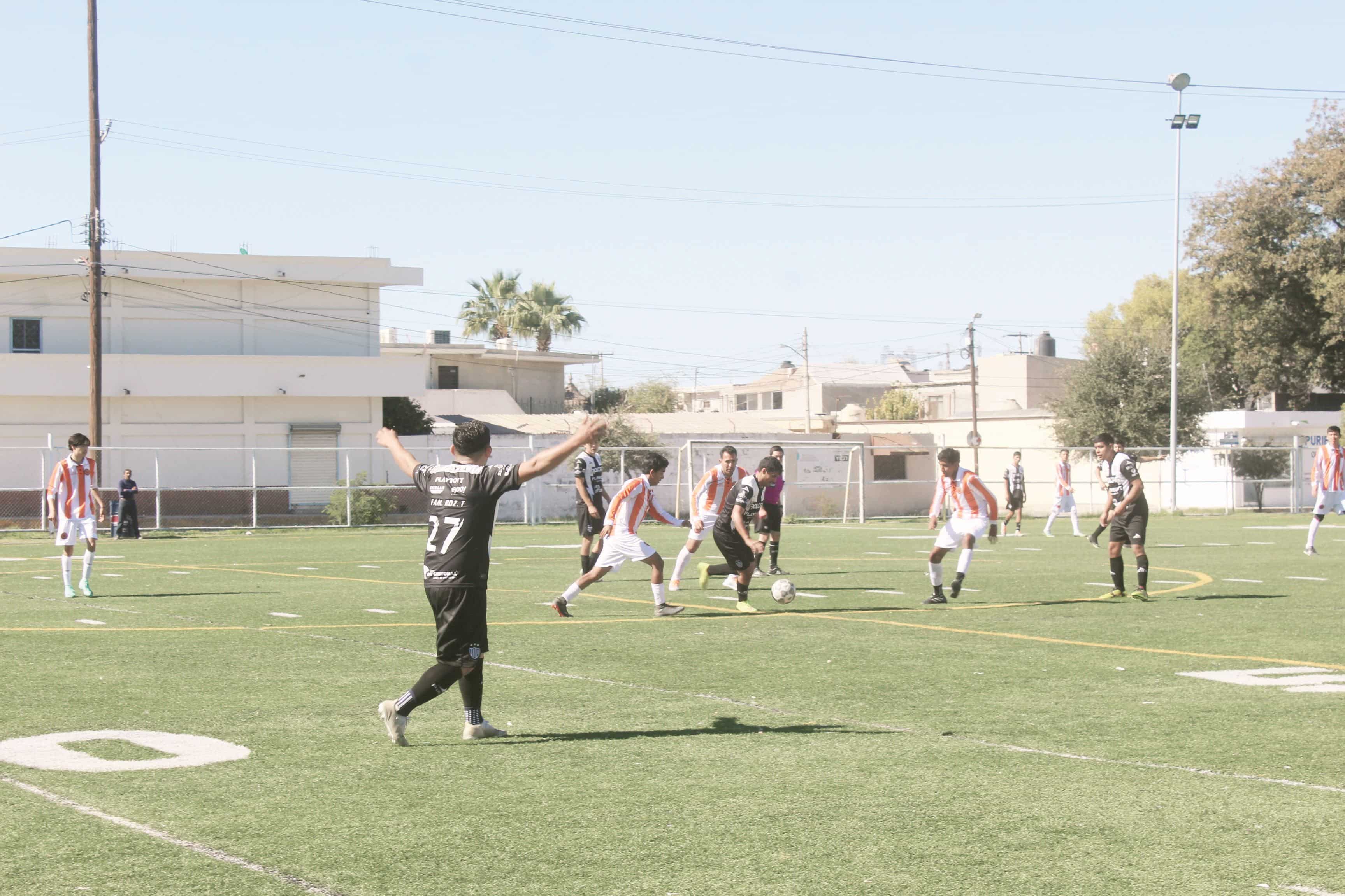 Tiene Deportivo Cobras quinta victoria