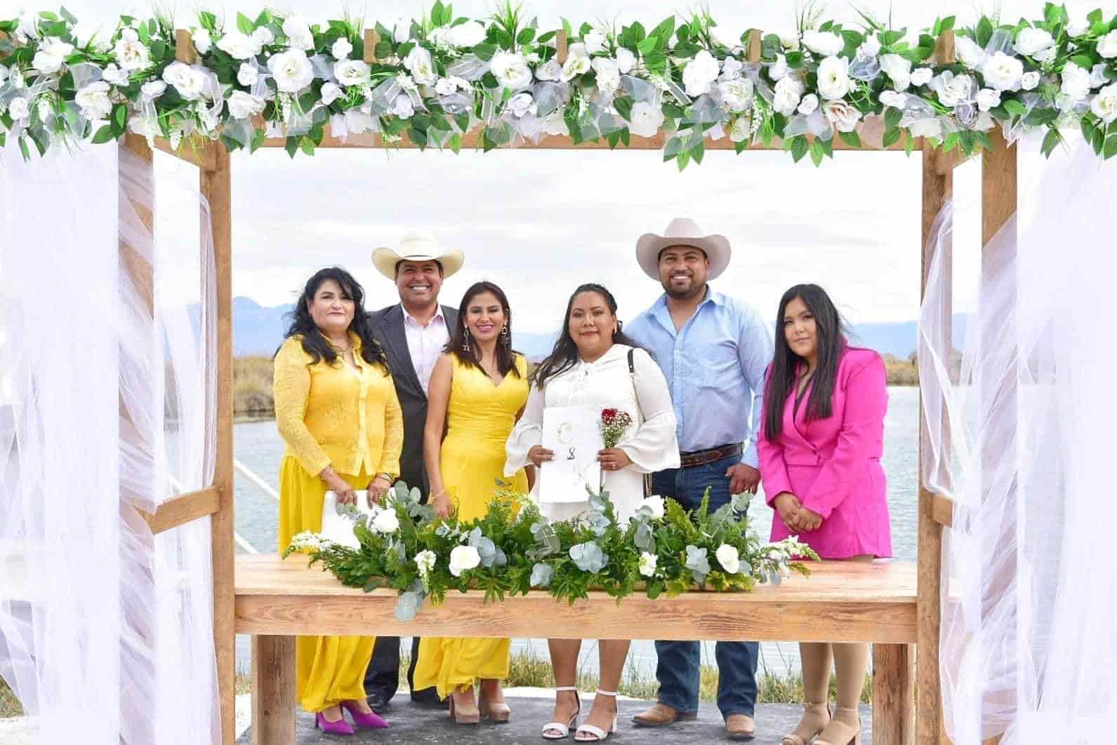 Invita Cuatro Ciénegas a Bodas Comunitarias