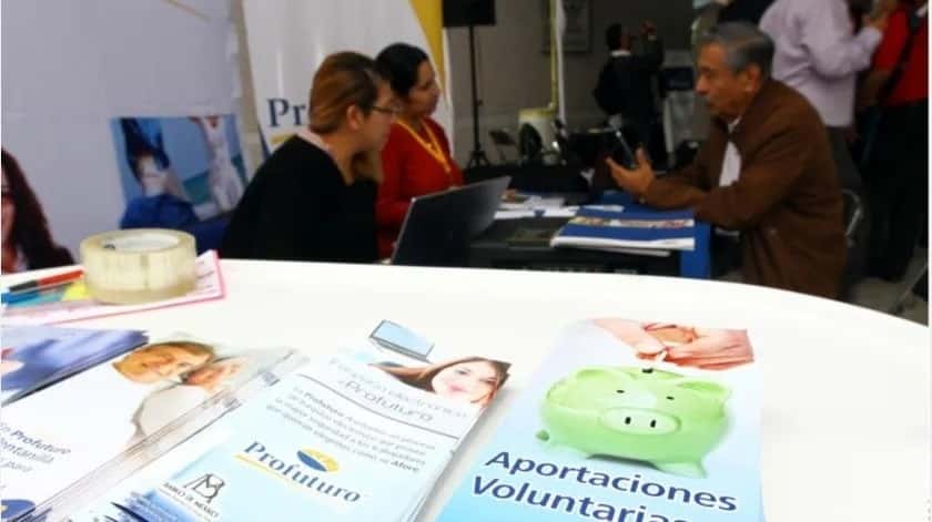 AMLO pide que Gobierno administre pensiones