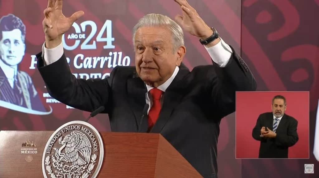 AMLO reconoce que la descentralización es el pendiente de su gobierno