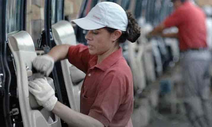 Aumento del 20% en salarios DUELE a los ´patrones´