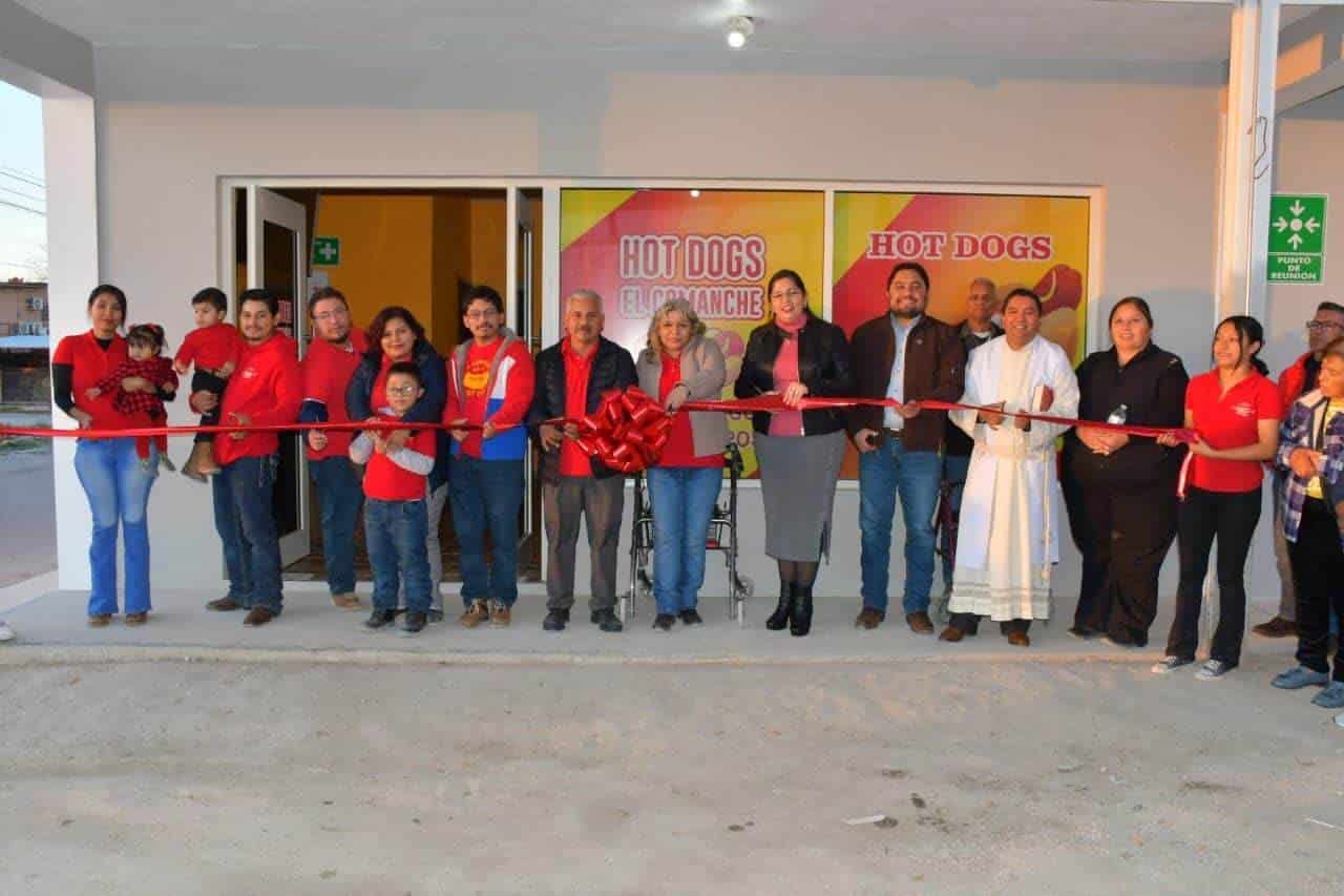 Impulsa Pily Valenzuela el comercio local en Nava