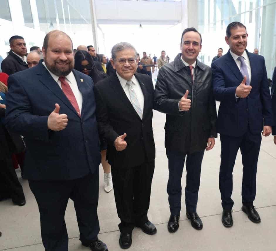 La UAC es un gran orgullo para Coahuila: Manolo