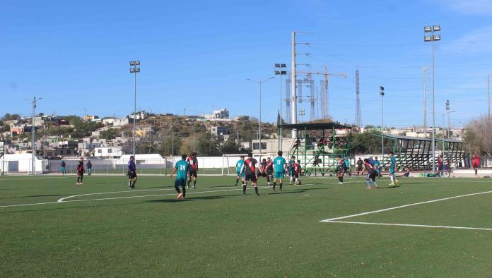 Golea Deportivo Cobras al Barrio