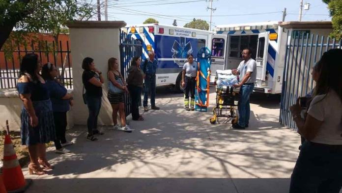 Cuenta secundaria con una ambulancia