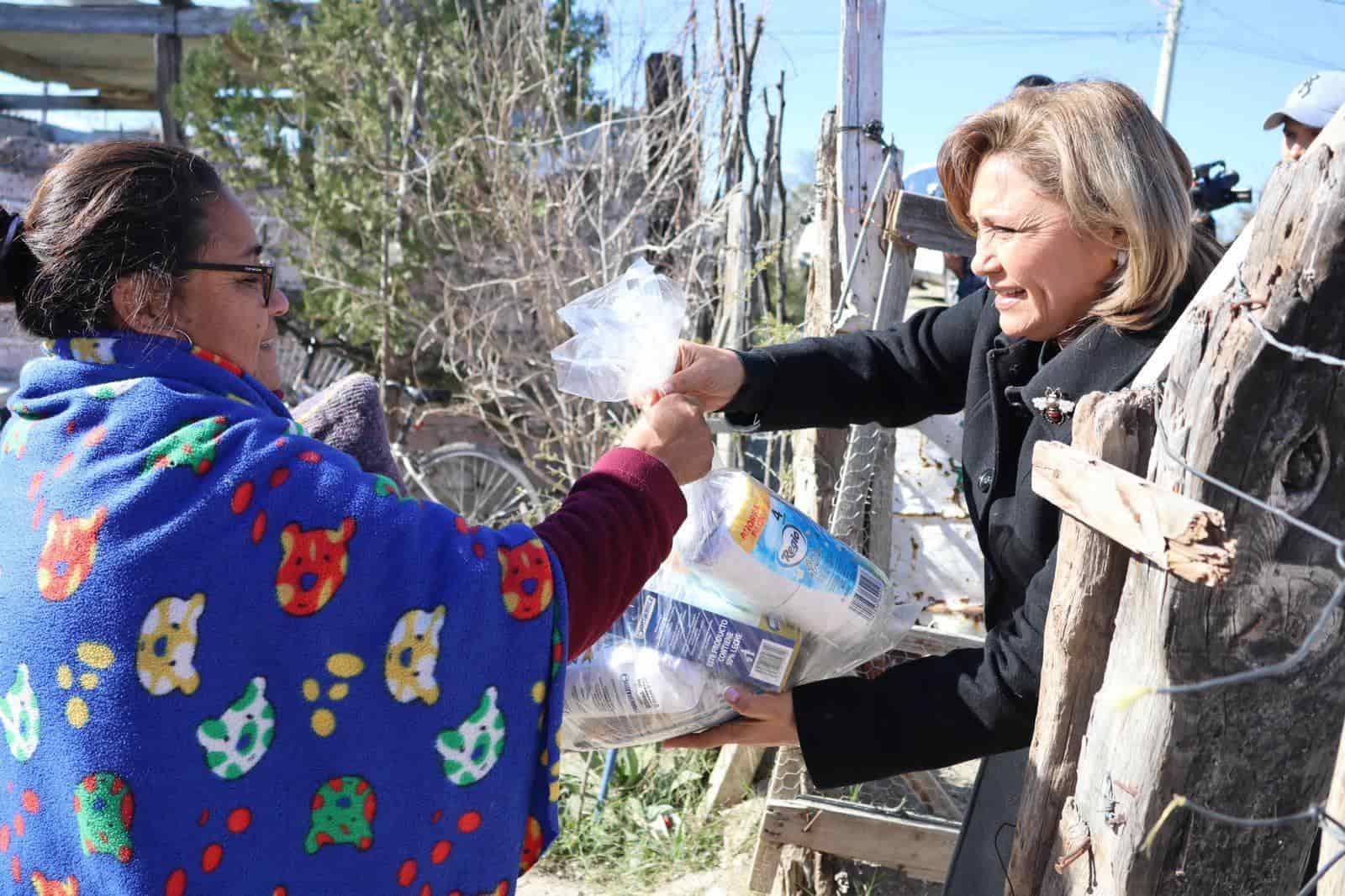 Apoya Diana Haro a familias vulnerables