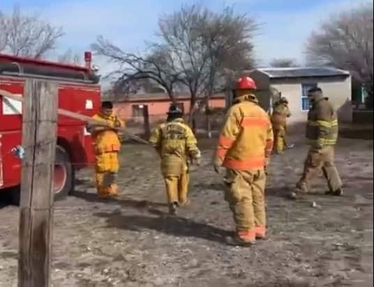 Se incendia purificadora de agua en Zaragoza 