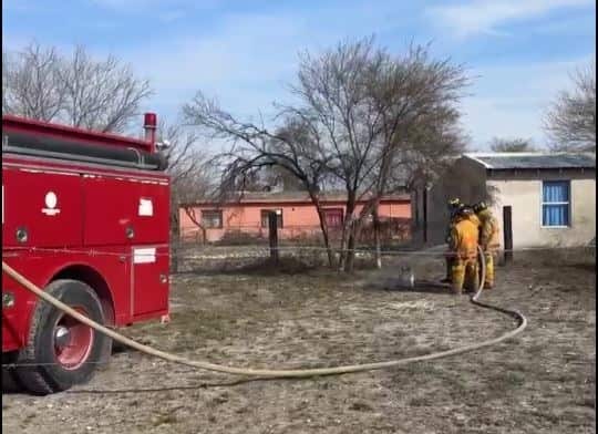 Se incendia purificadora de agua en Zaragoza 