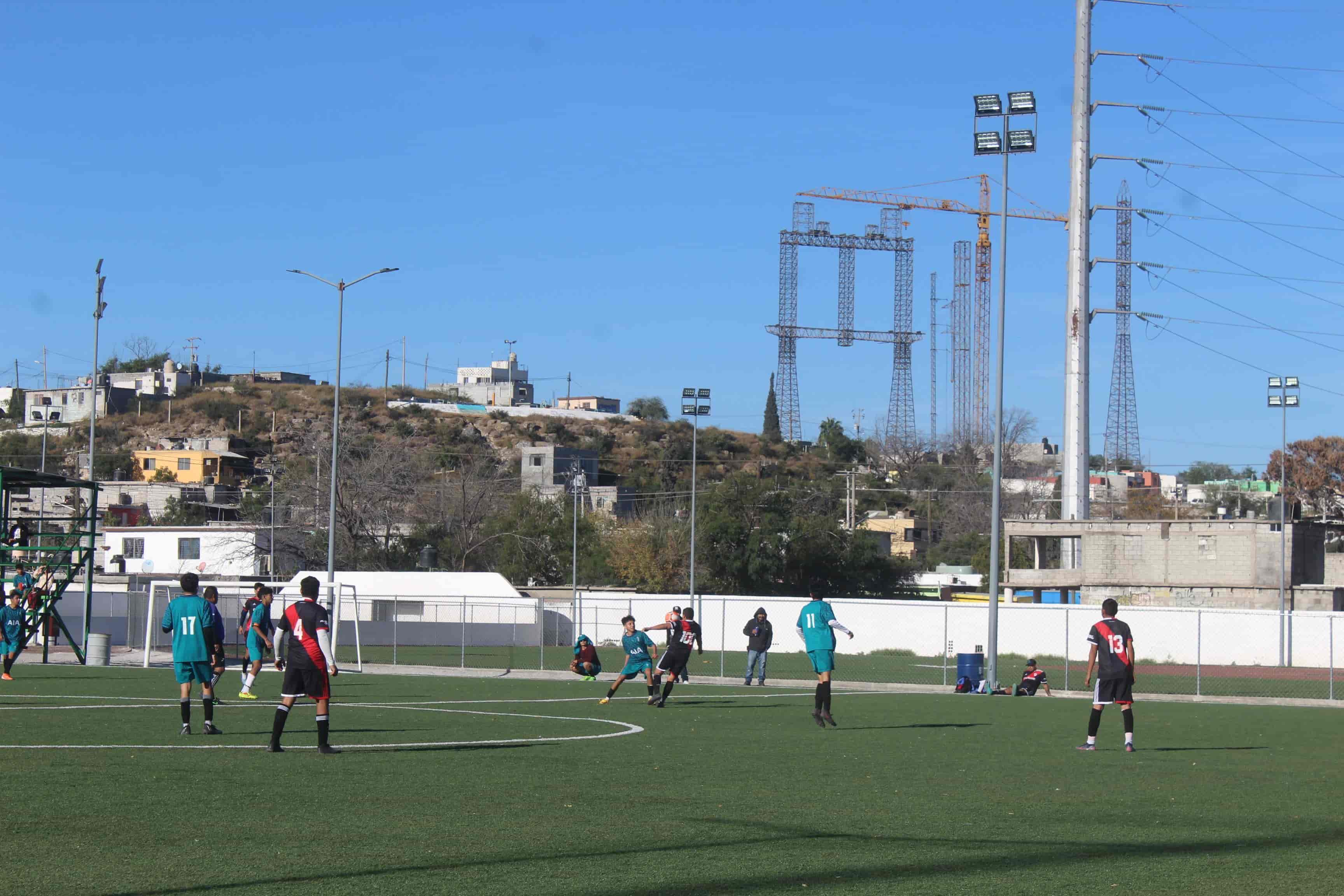 Pumas Occi y Borja Jr. empatan a un gol