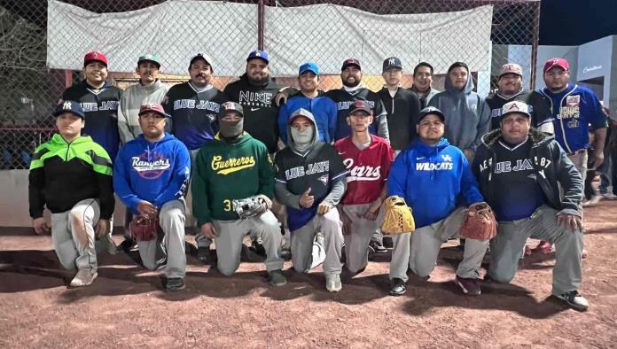 Blue Jays supera a Plebes