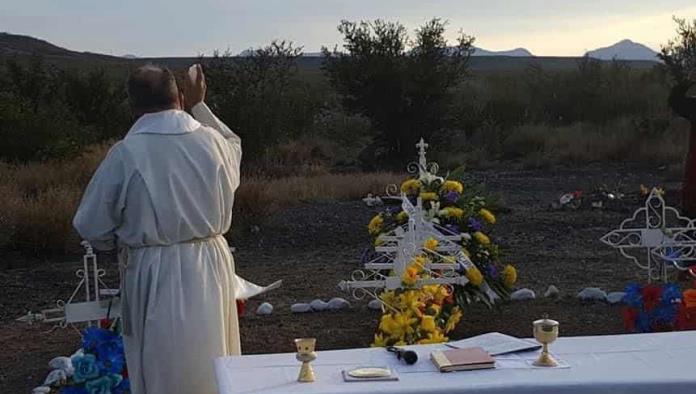 Honran a mineros de “La Espuelita”