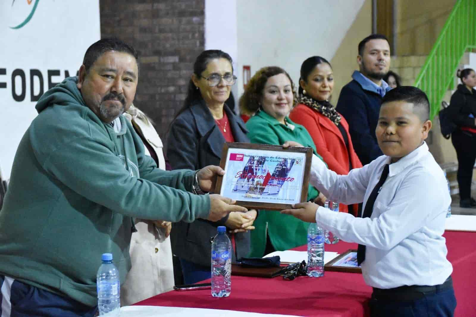 Realizan en Ciénegas Concurso de Escoltas