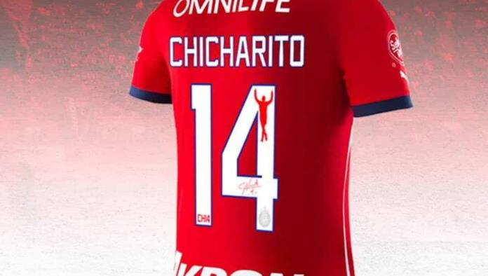 Se agotaron en horas los jerseys especiales del Chicharito