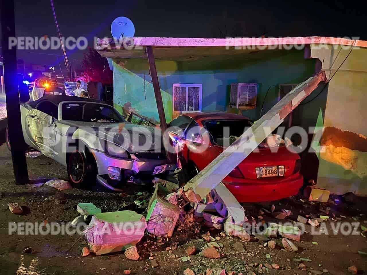 Destroza alucín auto de su amigo