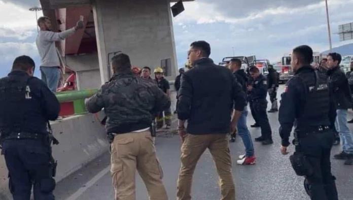 Estable hombre que se arrojó de puente 