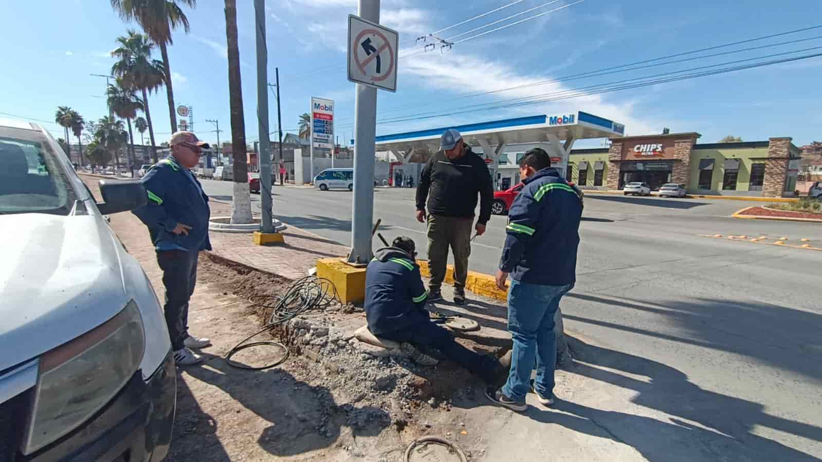 Reabrirán retornos en la Avenida Monterrey