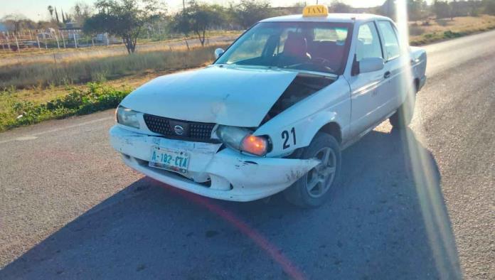 Taxista provoca choque