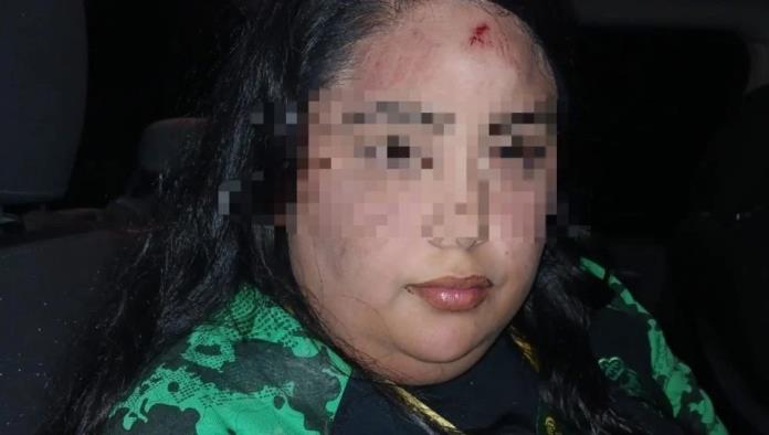 Mujer que atropelló a aficionados de Monterrey, ofreció dólares a policías de Coahuila