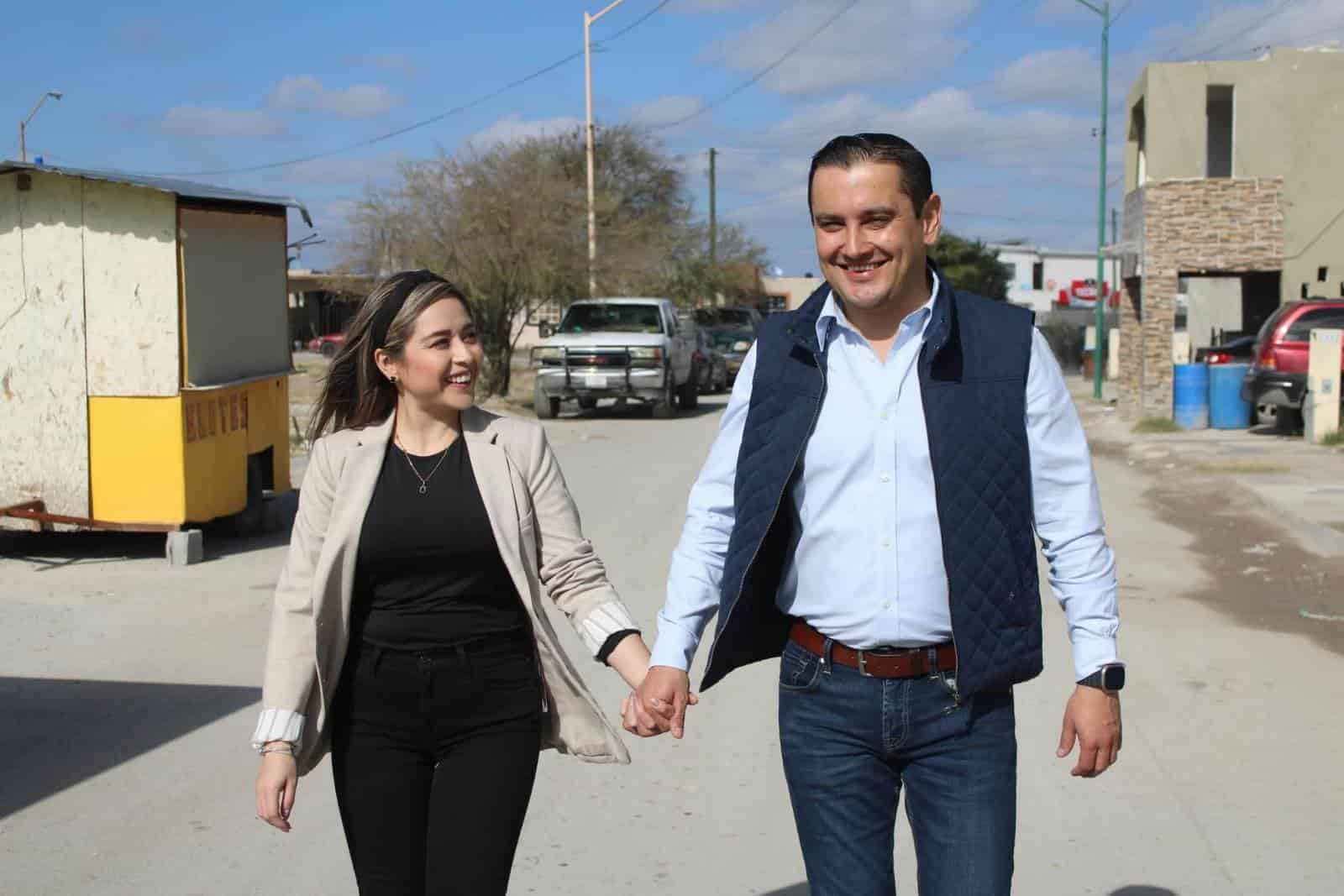 Realiza Pepe Díaz Gutiérrez recorrido en la colonia Las Granjas