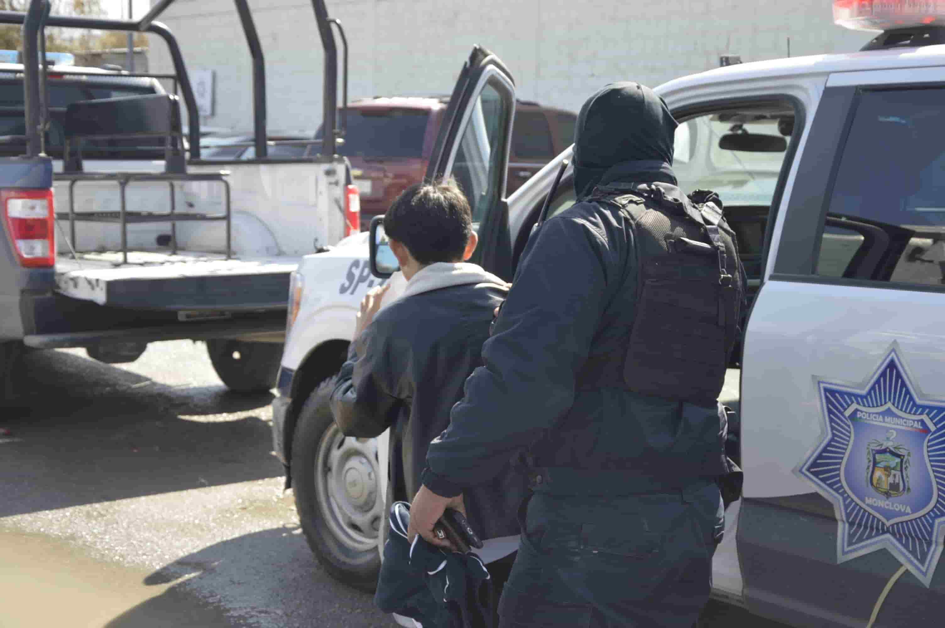 Continuarán la revisión mochila, por reciente caso