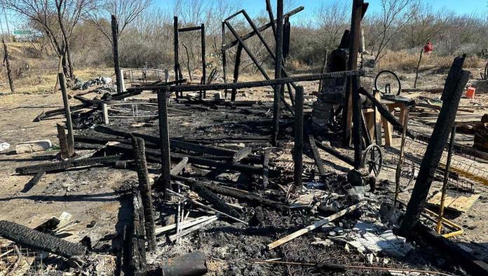 Trágico incendio en la Colonia Periodistas deja dos migrantes hondureños fallecidos