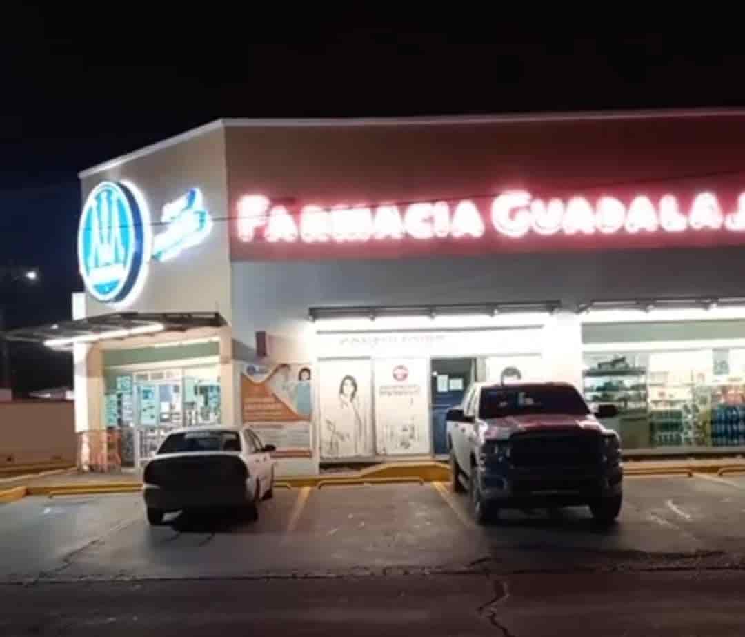 Roba 4 mil de farmacia