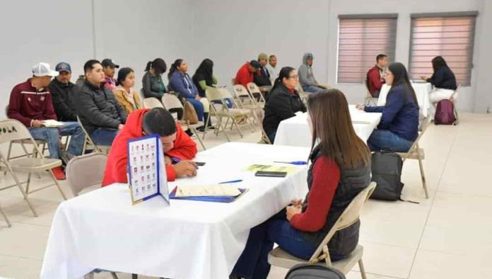 ¡AQUÍ HAY CHAMBA! Todo un éxito la jornada del empleo en Nava