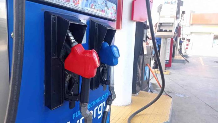Mantienen gasolineros precios de combustible