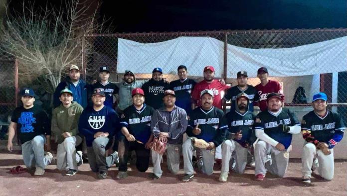 Blue Jays iguala serie con Plebes