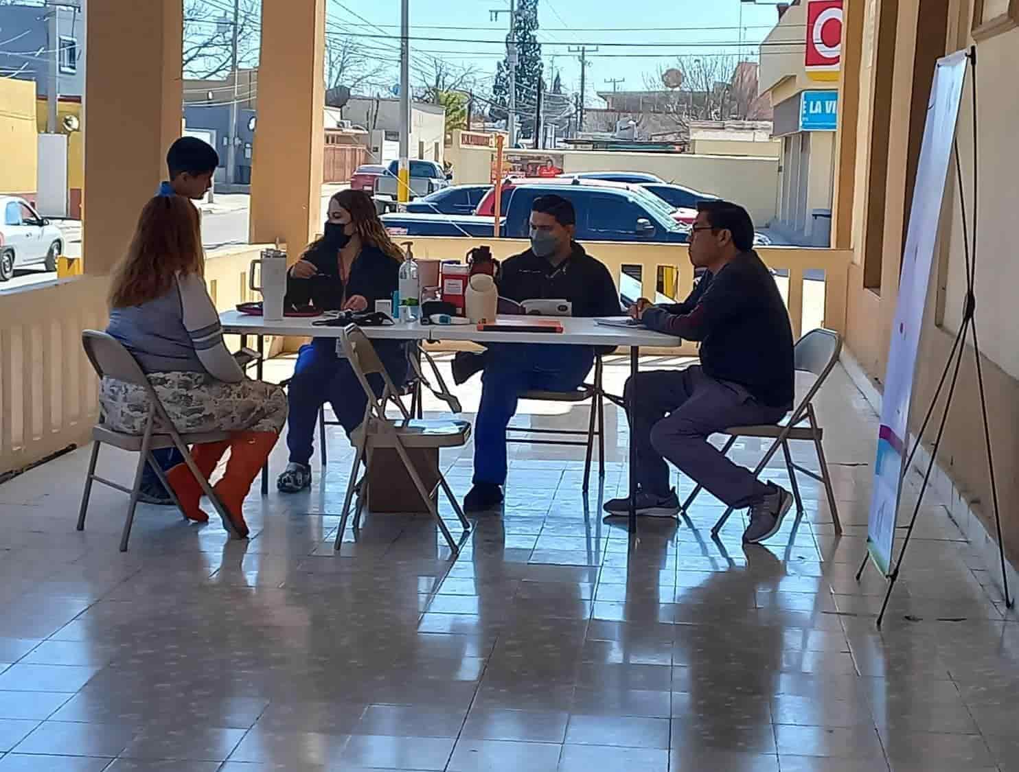 Realizan brigadas de VACUNACIÓN en las instalaciones del ayuntamiento de Allende