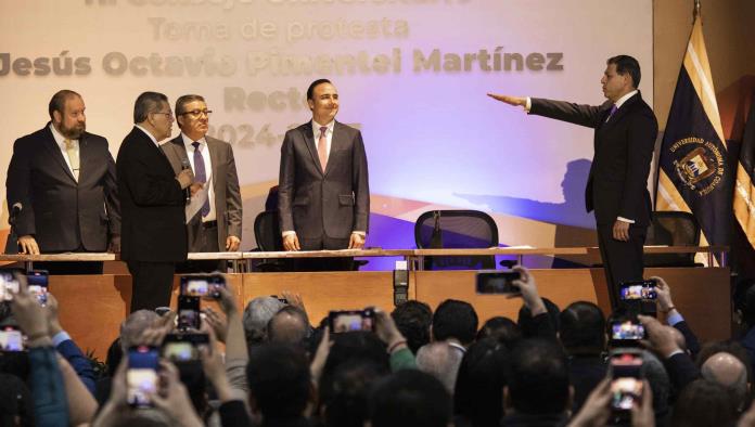 Asume Pimentel rectoría de UAC