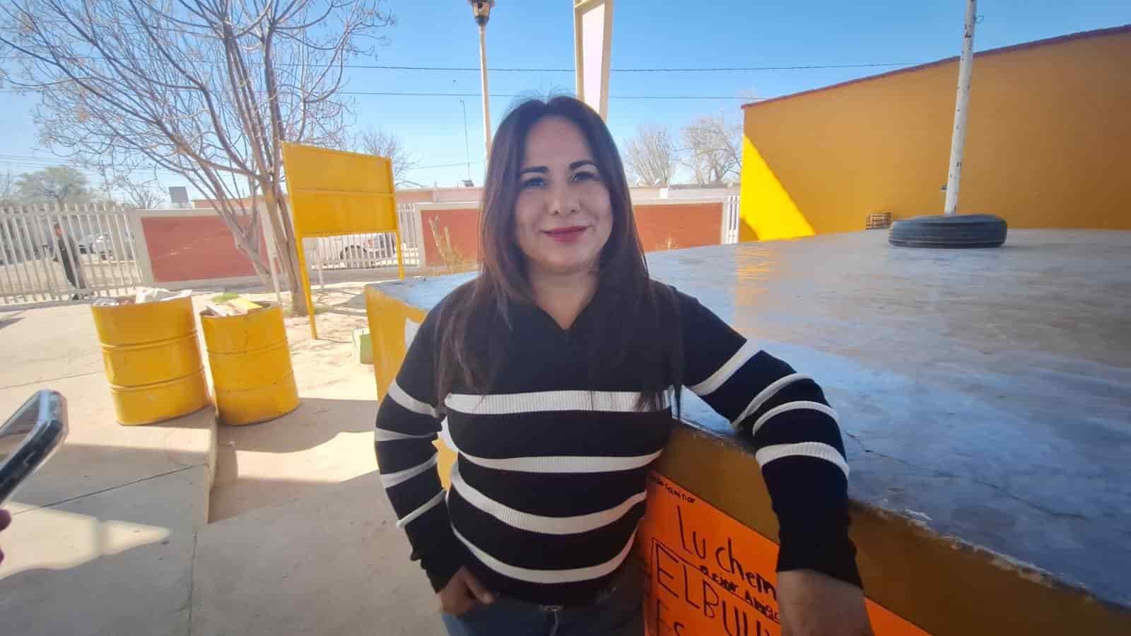 Angélica Jacobo; directora de Educación.