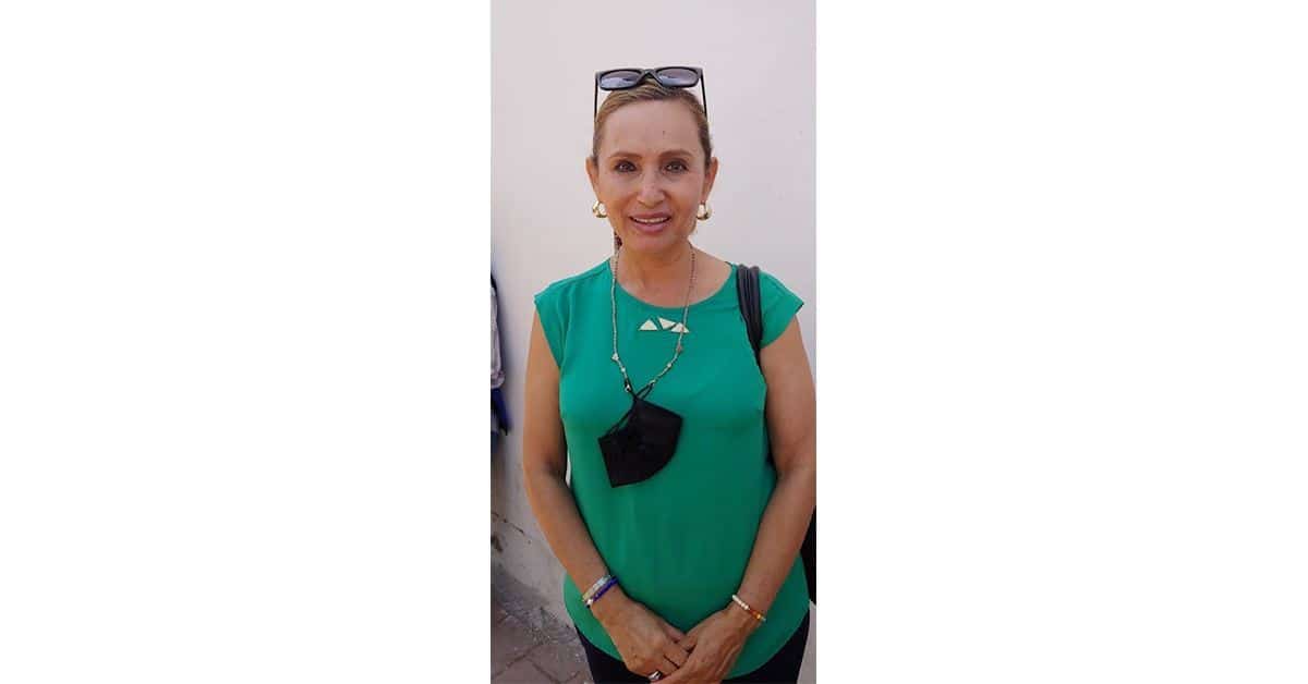 Rosa Dina Rotunno Aguayo, regidora de Educación.