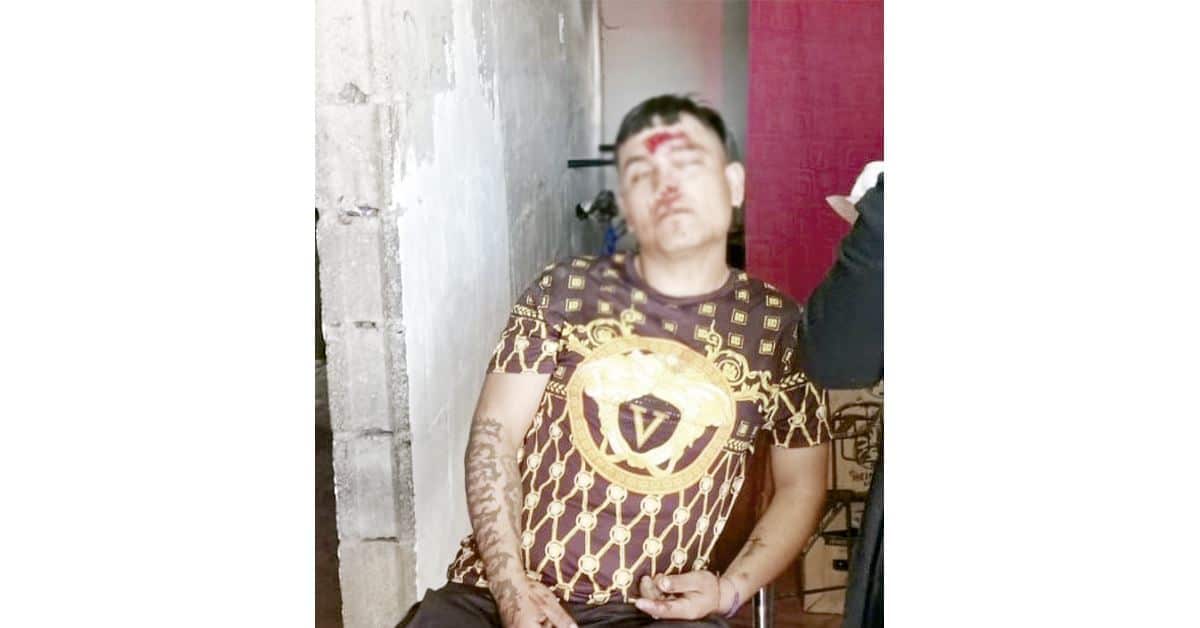 Lo agarran como piñata