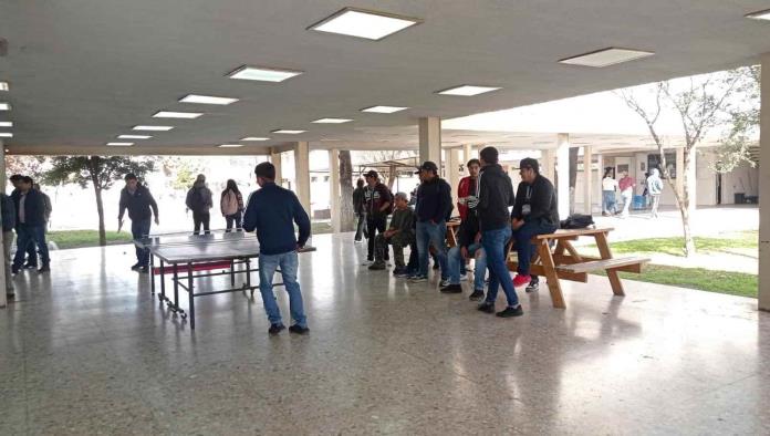 Mantiene UAC becas