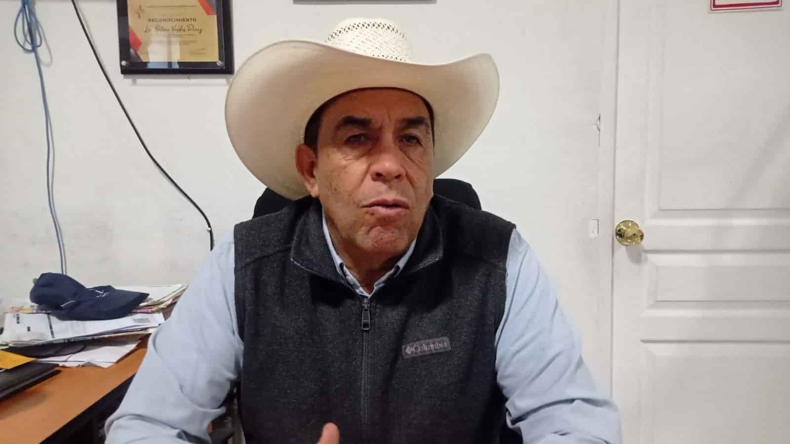 “Están mal los obreros, debieron manifestarse cuando tuvieron de frente al presidente”, dijo Arturo  Valdés Pérez presidente de la Canaco.