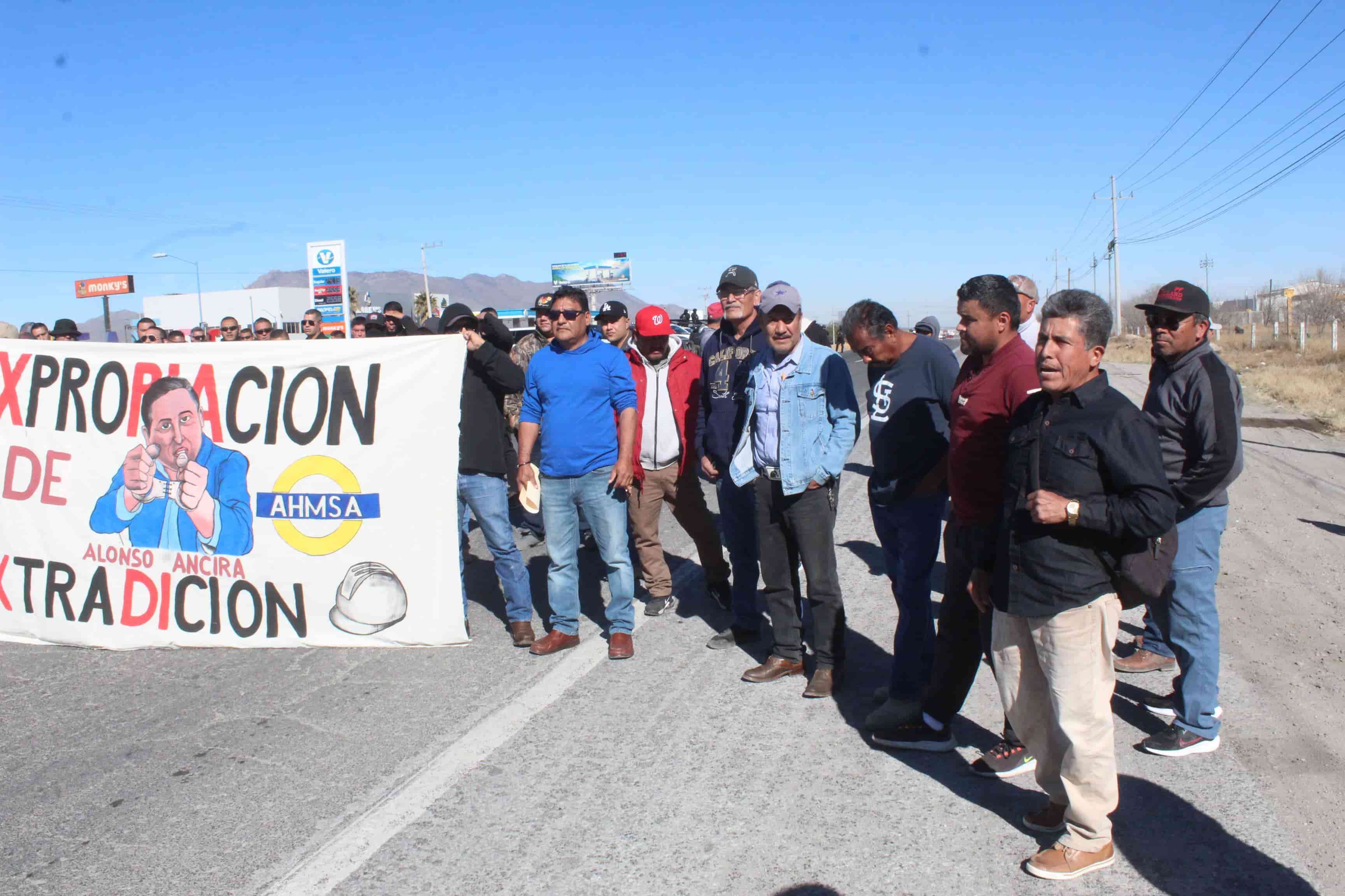 Piden que Gobierno Federal atienda la situación de los trabajadores de AHMSA.