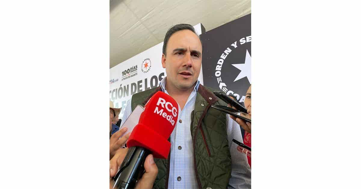 Gobernador de Coahuila; Manolo Jiménez.