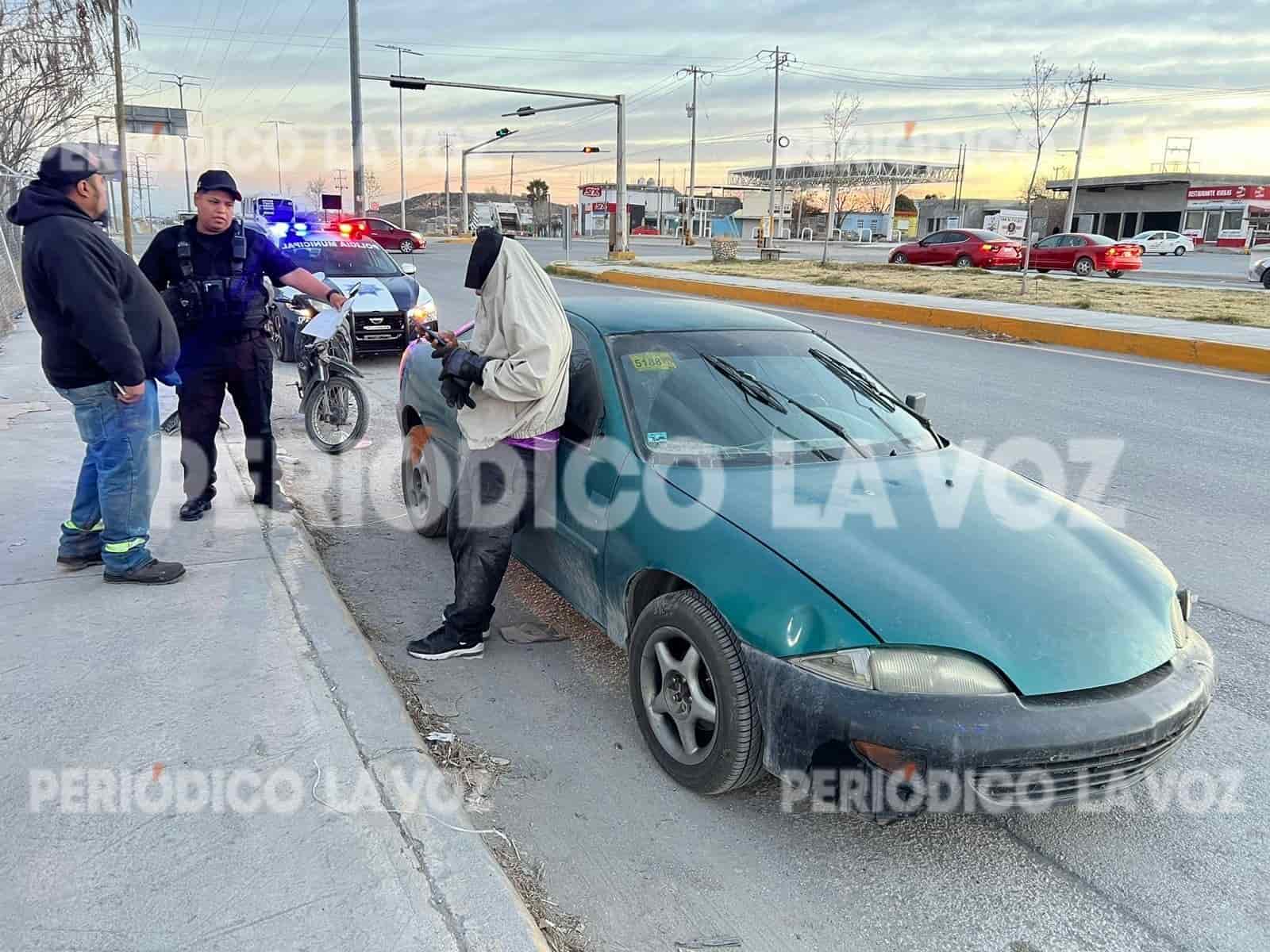 Estampa moto contra Cavalier 