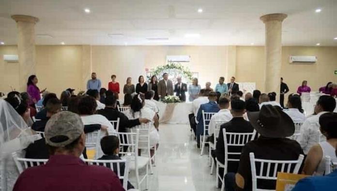 Se registran 50 parejas para boda comunitarias