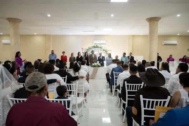 Se registran 50 parejas para boda comunitarias