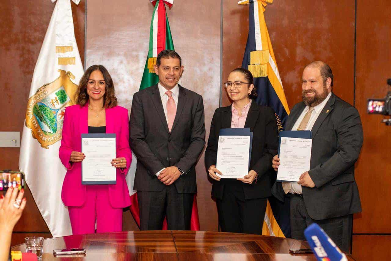 Entrega Octavio Pimentel primeros nombramientos