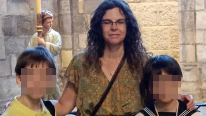 Detienen a dos niños por muerte de su madre adoptiva en España