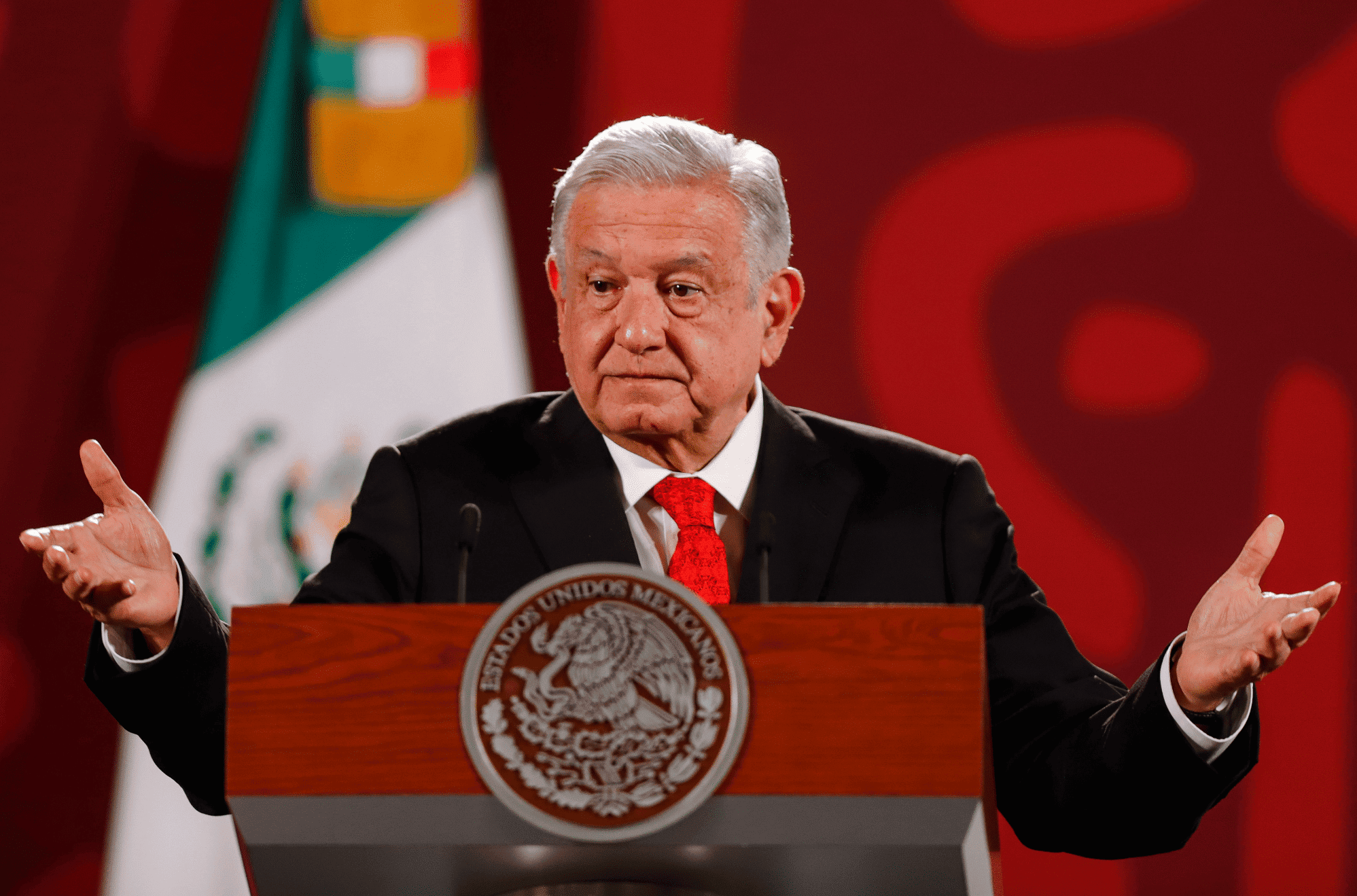 AMLO tiene un “tutupiche” en el ojo derecho