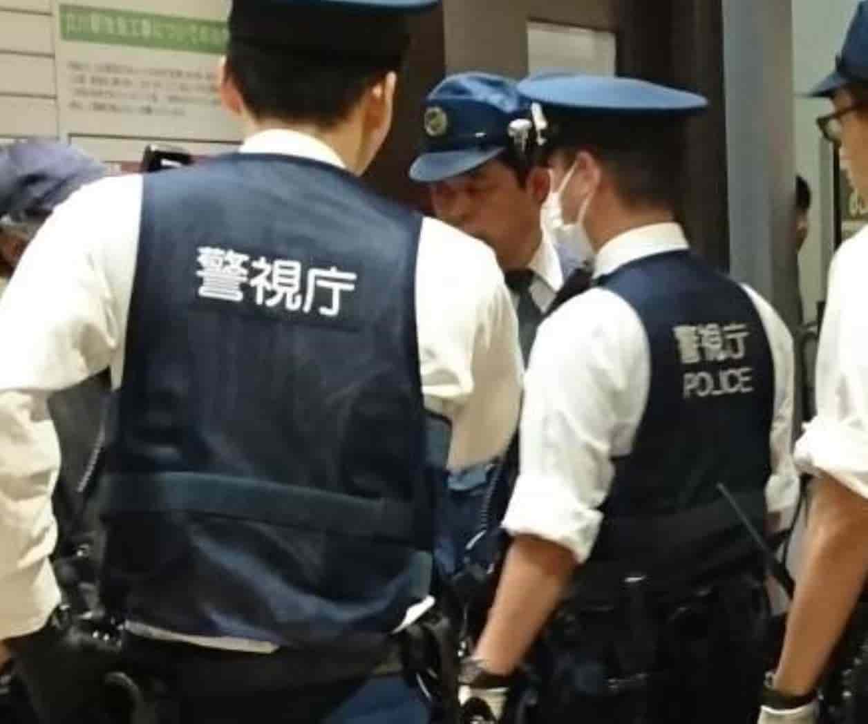 ????
